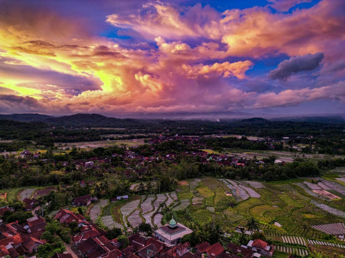 Villa Borobudur Resort Magelang Εξωτερικό φωτογραφία